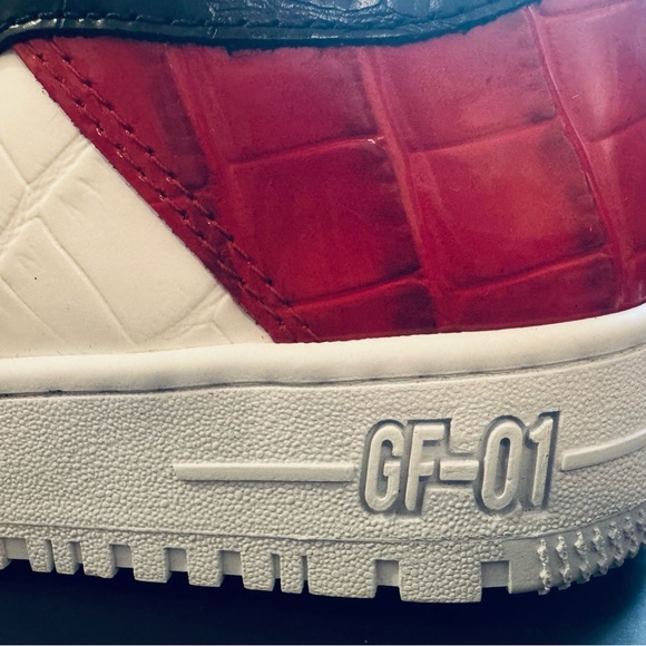 John Geiger LUX CHI GF-01 Sneakers Size 5 NEW IN BOX - Picture 5 of 8